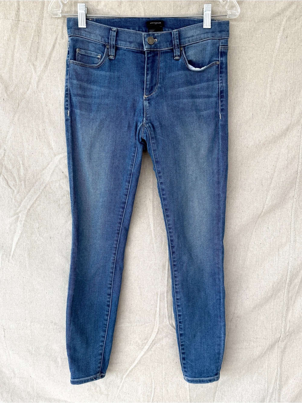 Ann Taylor Modern Size 2 Skinny Medium Wash Stretch Denim Jeans